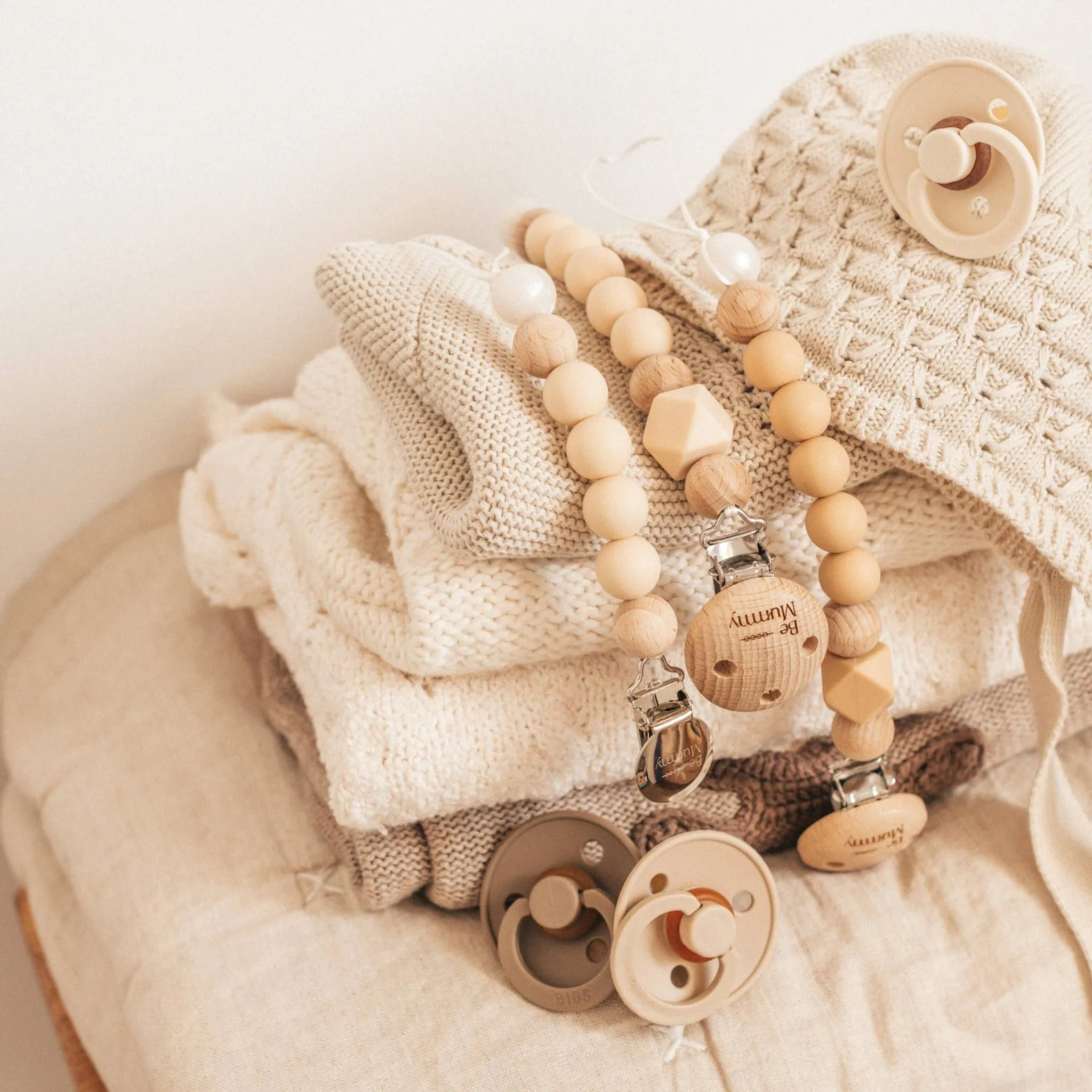 Be Mummy - Mini pacifier holder - Pearl: Beige